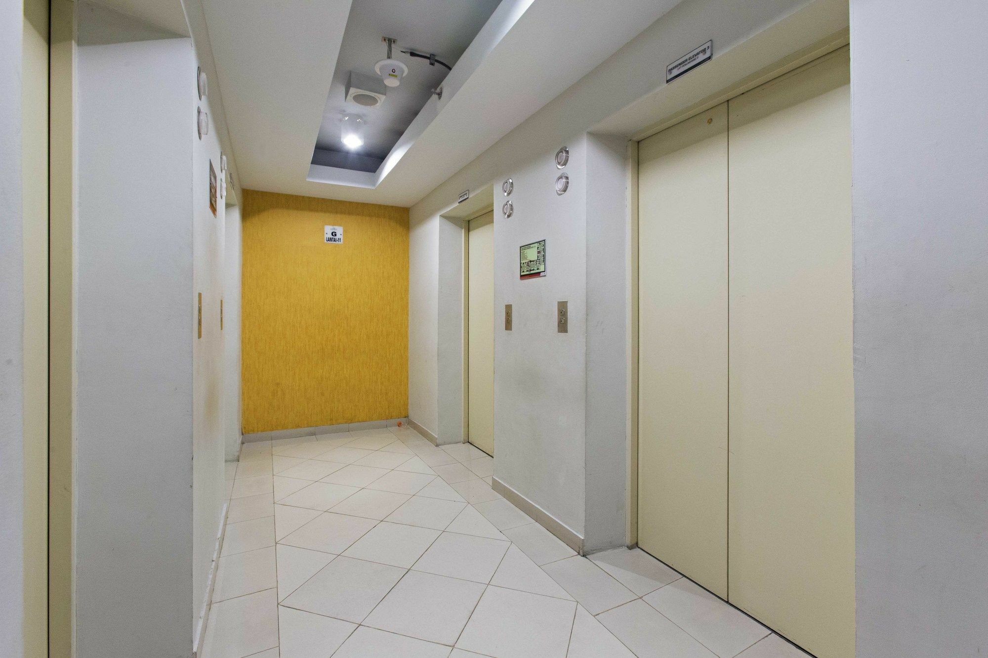 Reddoorz Apartment @ Pegangsaan Kelapa Gading Джакарта Екстер'єр фото